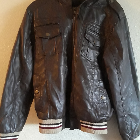 Sweater with hoodie - Picture 1 of 8